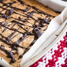 Load image into Gallery viewer, Seasonal Macaroon Chocolate Chip Blondie Mix
