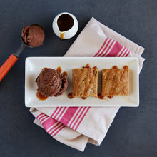 Load image into Gallery viewer, Chocolate Ice Cream Sundae Starter Kit