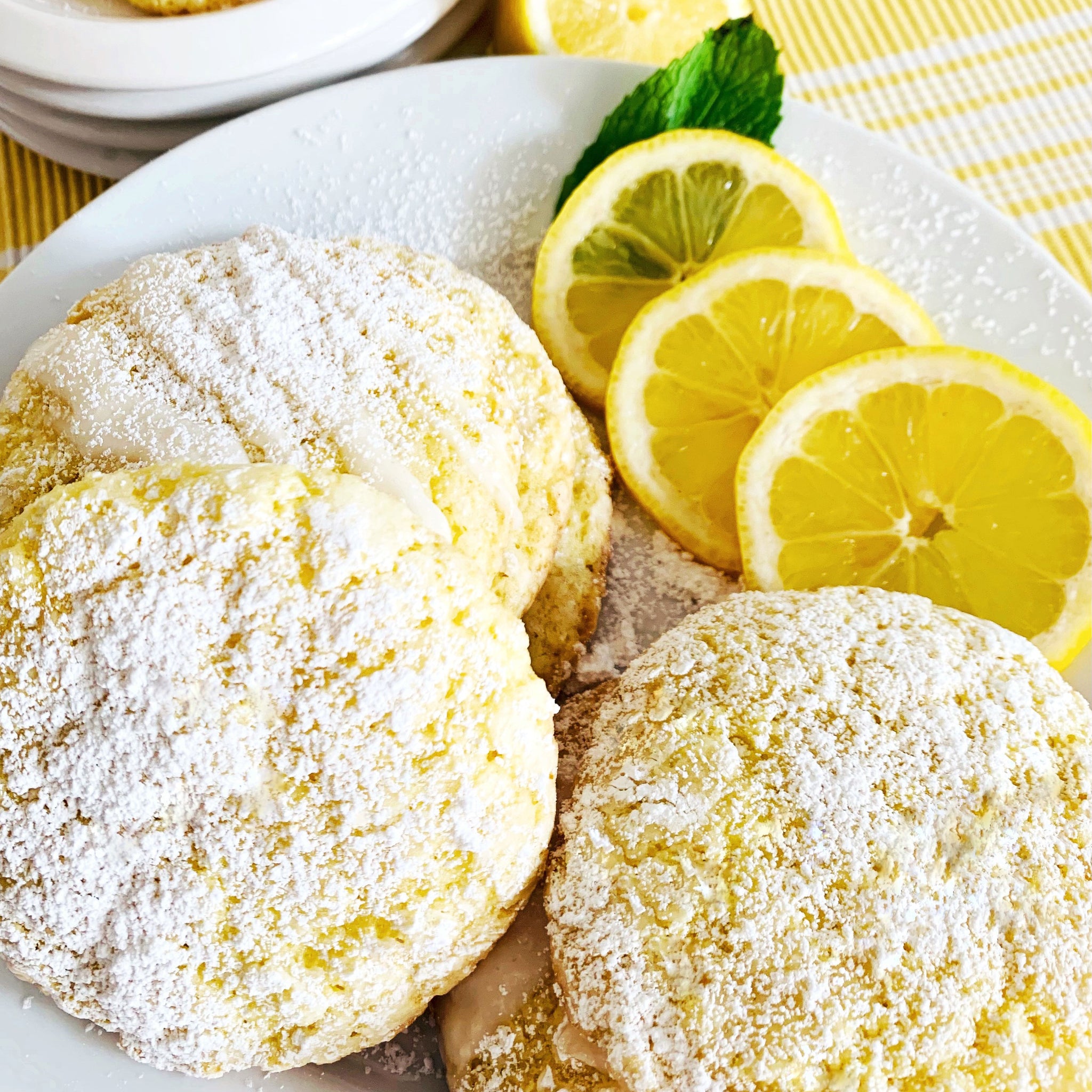 Easy Lemon Crinkle Cookies